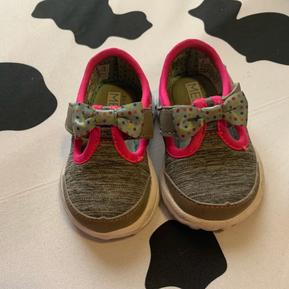 Sketchers memory foam baby shoes